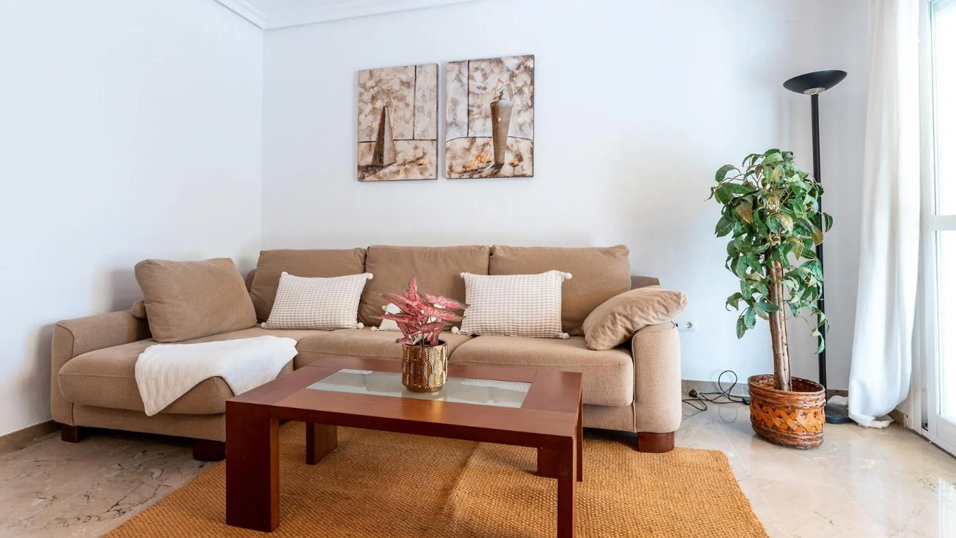 דירה טורמולינוס Malagasuite Terrace&Pool Playamar